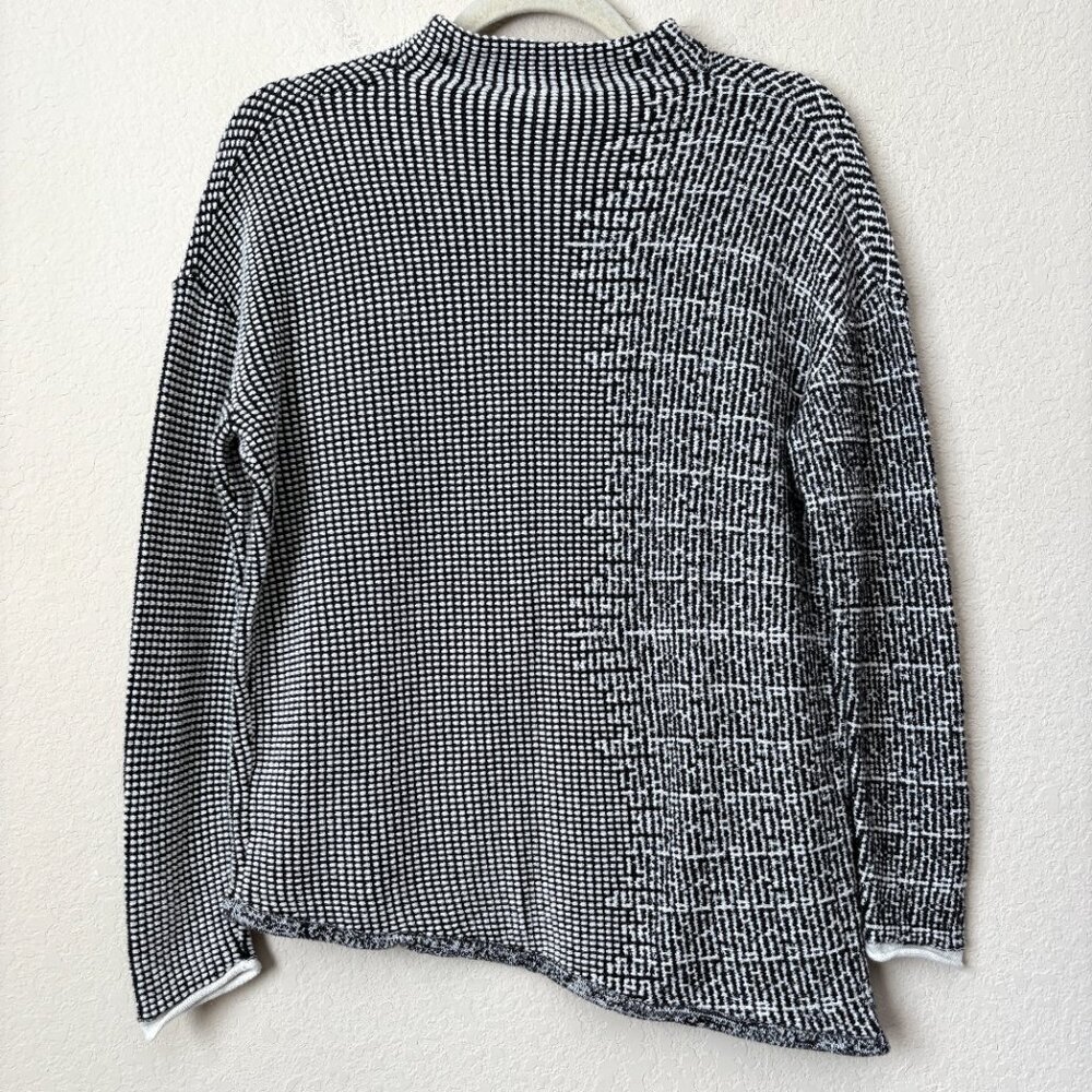 Nic + Zoe Pixel Asymmetric Textured Knit 2-Piece Sweater Skirt Set - Picture 10 of 16